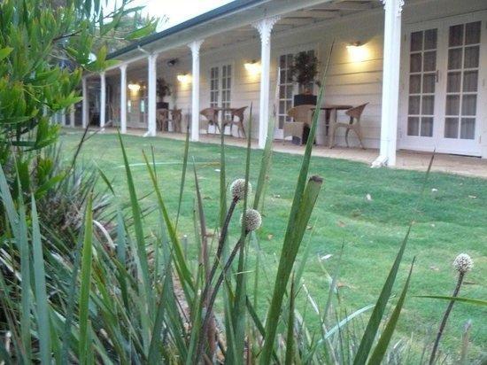 Llewellin'S Guest House Margaret River Exterior photo
